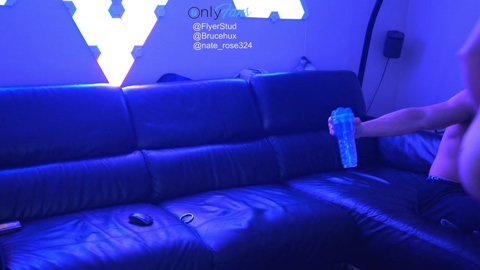 flyerstud_mtl  28-03-2023